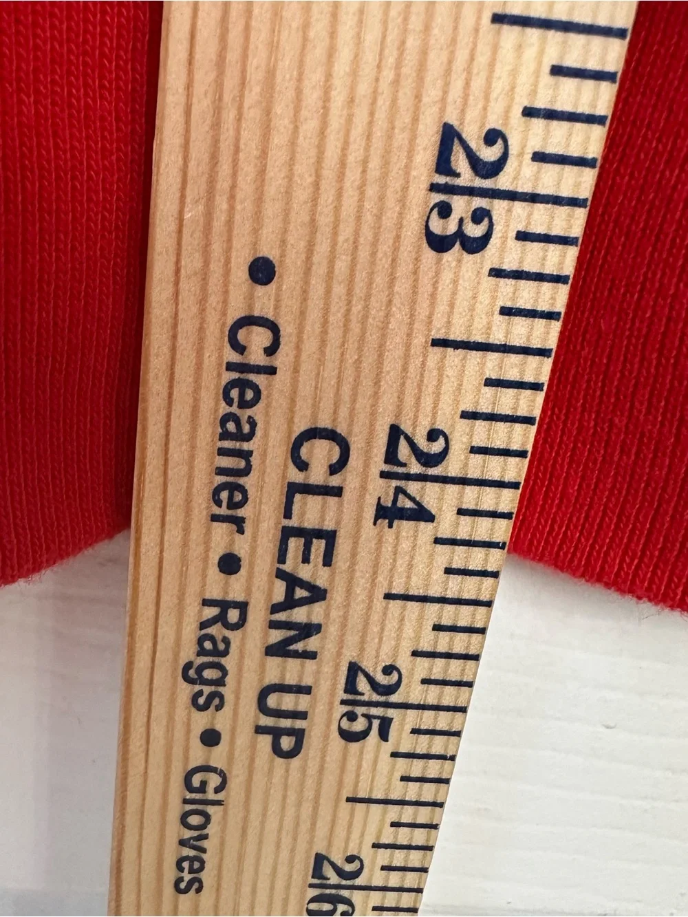 GAP bright red
